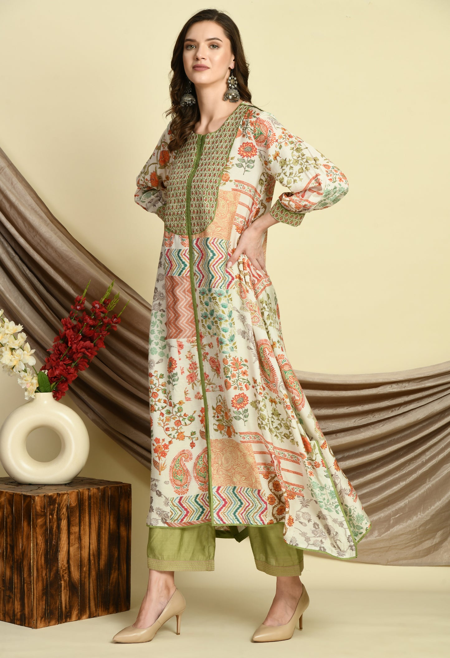 Resham-Embroidered Floral Kurta & Chanderi Pant Set